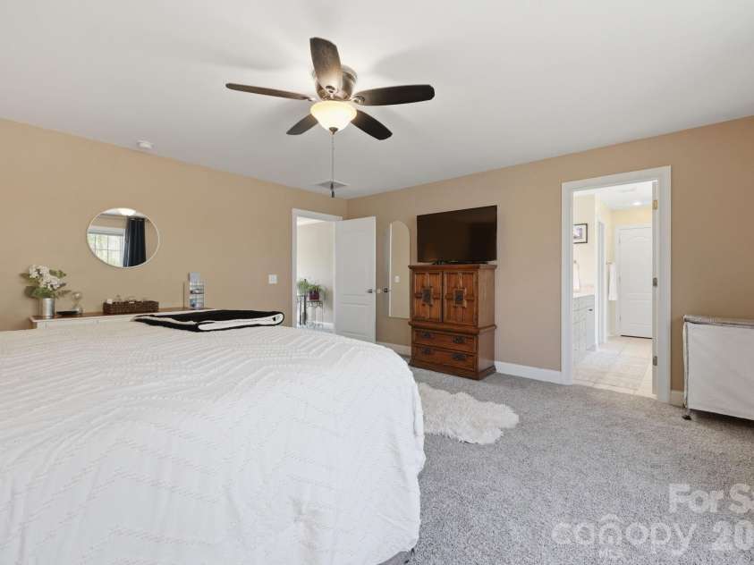 1951 46th Avenue Drive, Hickory, NC 28601.  MLS# CAR4365300, YatesRealty ID 11645. Primary Bedroom