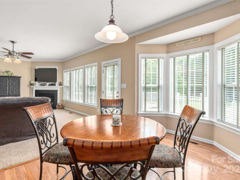 100 Oakwood Meadow Drive, Mooresville, NC 28115.  MLS# CAR4254955, YatesRealty ID 11646. 