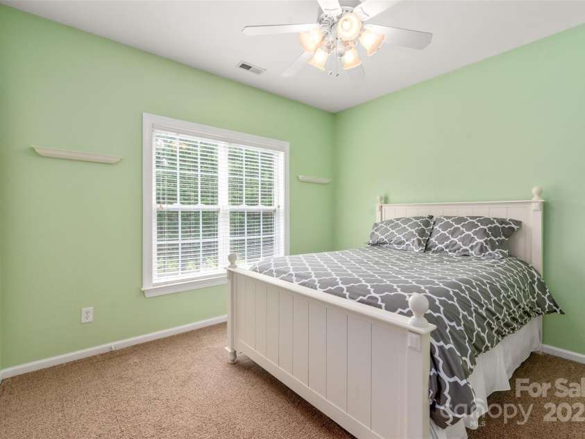 100 Oakwood Meadow Drive, Mooresville, NC 28115.  MLS# CAR4254955, YatesRealty ID 11646. 