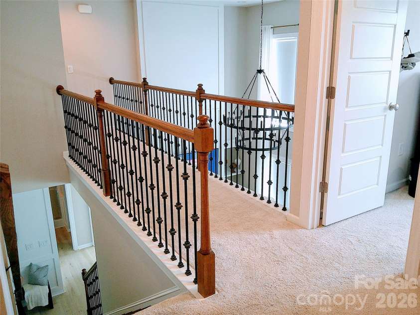 1141 Overlake Drive, Belmont, NC 28012.  MLS# CAR4336067, YatesRealty ID 11647. 2nd Floor Landing