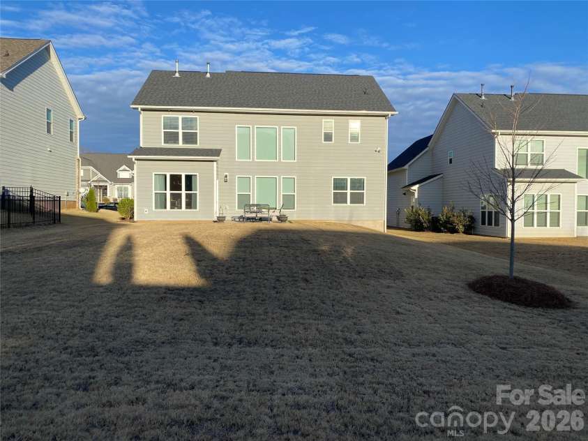 1141 Overlake Drive, Belmont, NC 28012.  MLS# CAR4336067, YatesRealty ID 11647. Backyard Winter