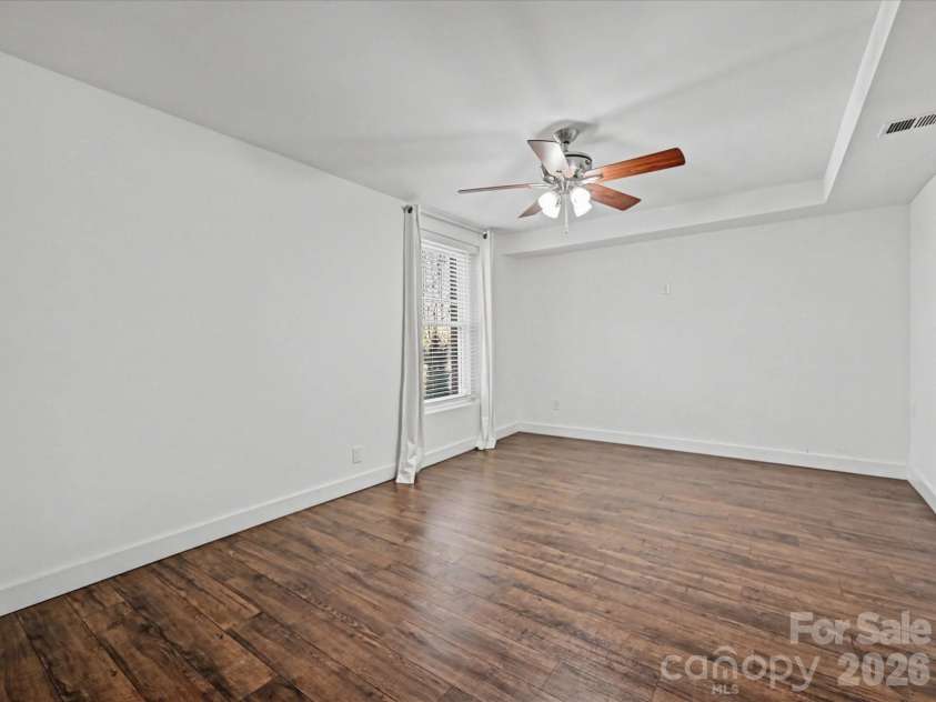 1733 Piccadilly Drive, Charlotte, NC 28211.  MLS# CAR4353118, YatesRealty ID 11648. Bedroom 2