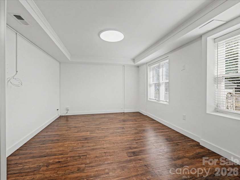 1733 Piccadilly Drive, Charlotte, NC 28211.  MLS# CAR4353118, YatesRealty ID 11648. Bedroom 3