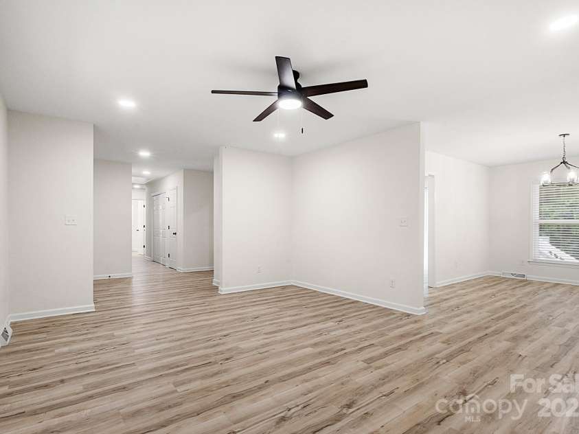 7141 Pitchfork Lane, Mint Hill, NC 28227.  MLS# CAR4248286, YatesRealty ID 11648. 