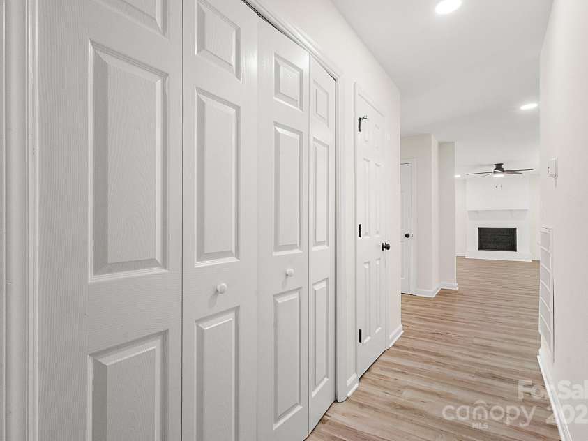 7141 Pitchfork Lane, Mint Hill, NC 28227.  MLS# CAR4248286, YatesRealty ID 11648. 