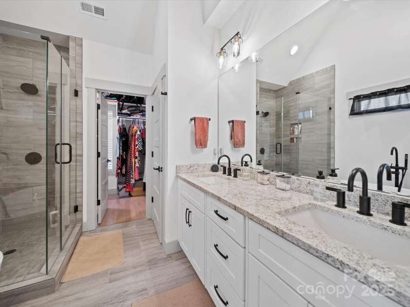 4189 Brandy Creek Court, Clover, SC 29710.  MLS# CAR4243270, YatesRealty ID 11649. 