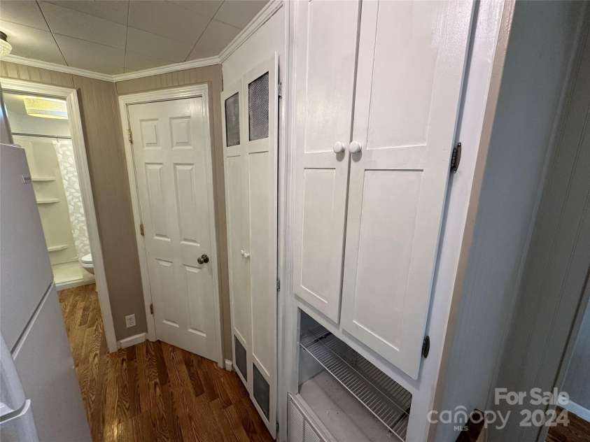 215 Grand View Drive, New London, NC 28127.  MLS# CAR4199805, YatesRealty ID 1165. 