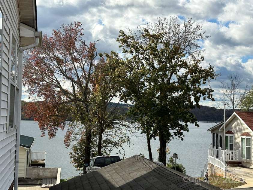 215 Grand View Drive, New London, NC 28127.  MLS# CAR4199805, YatesRealty ID 1165. 