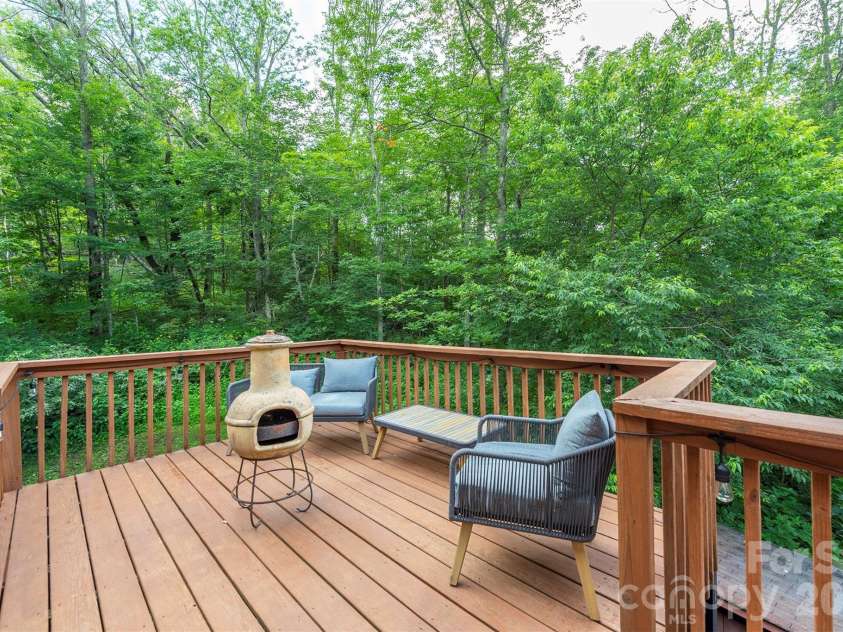 2338 El Miner Drive, Mars Hill, NC 28754.  MLS# CAR4322758, YatesRealty ID 11650. 