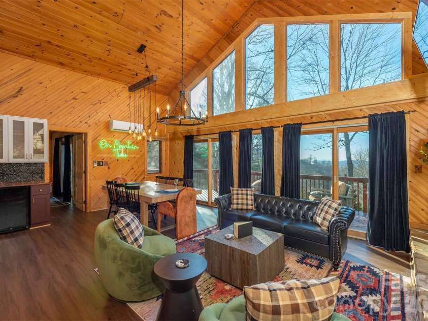 2338 El Miner Drive, Mars Hill, NC 28754.  MLS# CAR4322758, YatesRealty ID 11650. 