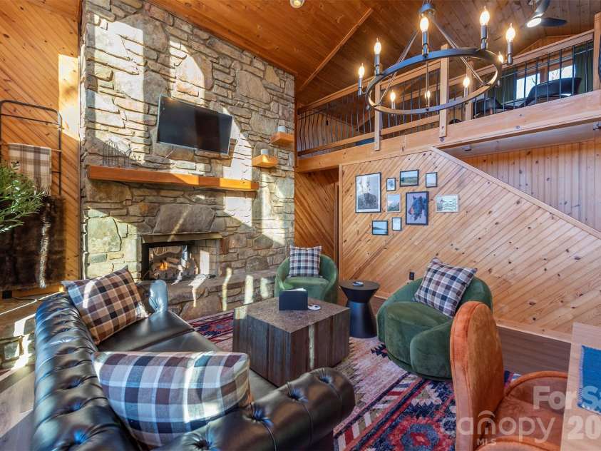 2338 El Miner Drive, Mars Hill, NC 28754.  MLS# CAR4322758, YatesRealty ID 11650. 