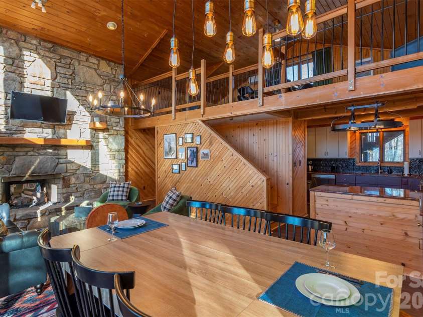 2338 El Miner Drive, Mars Hill, NC 28754.  MLS# CAR4322758, YatesRealty ID 11650. 
