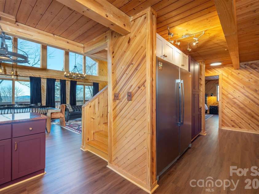 2338 El Miner Drive, Mars Hill, NC 28754.  MLS# CAR4322758, YatesRealty ID 11650. 