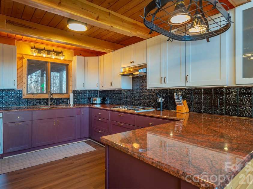 2338 El Miner Drive, Mars Hill, NC 28754.  MLS# CAR4322758, YatesRealty ID 11650. 