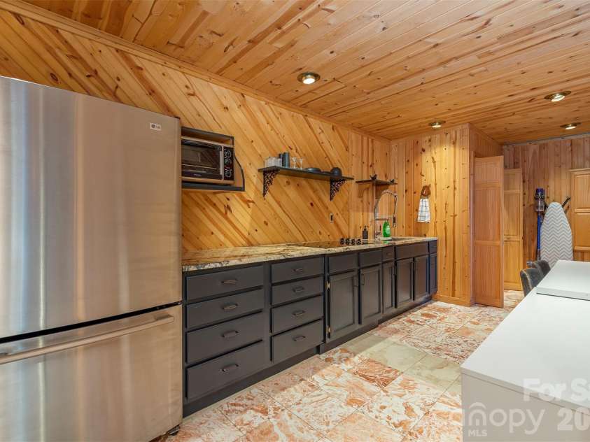 2338 El Miner Drive, Mars Hill, NC 28754.  MLS# CAR4322758, YatesRealty ID 11650. 