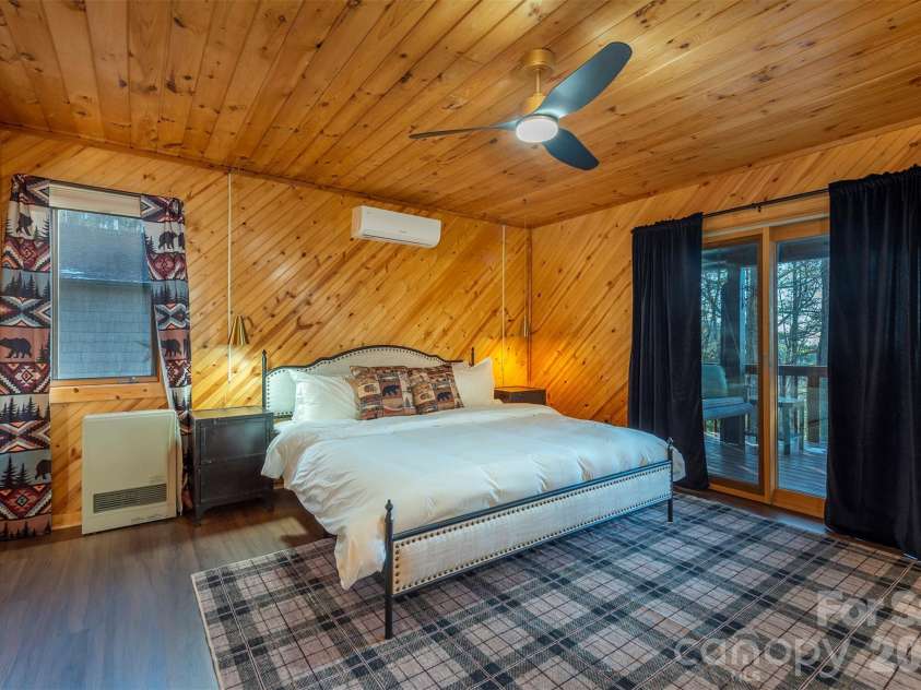 2338 El Miner Drive, Mars Hill, NC 28754.  MLS# CAR4322758, YatesRealty ID 11650. 