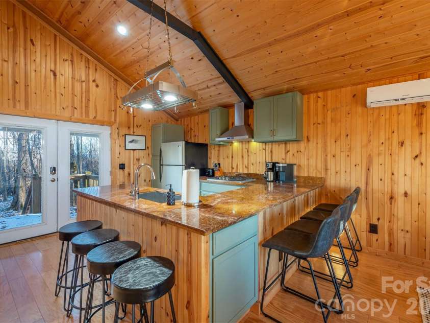 2338 El Miner Drive, Mars Hill, NC 28754.  MLS# CAR4322758, YatesRealty ID 11650. 