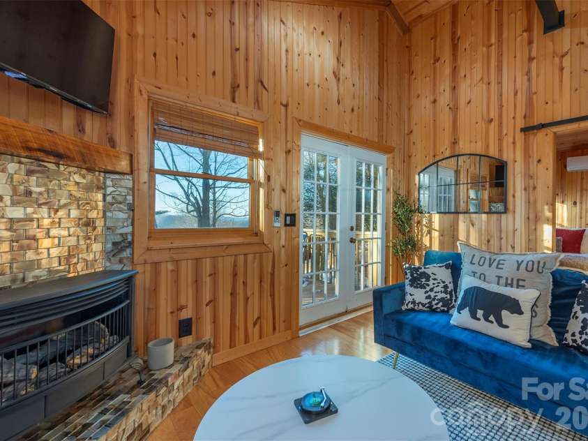 2338 El Miner Drive, Mars Hill, NC 28754.  MLS# CAR4322758, YatesRealty ID 11650. 