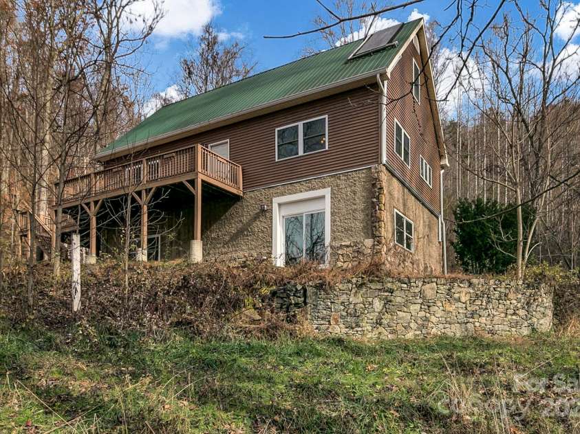 278 Kelses Valley Drive, Mars Hill, NC 28754.  MLS# CAR4204045, YatesRealty ID 11652. 