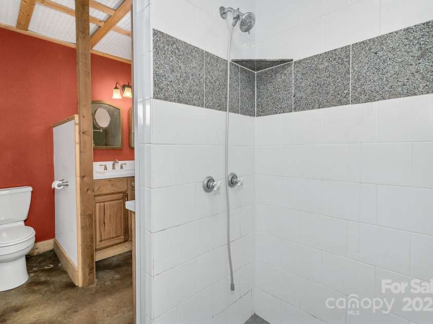 278 Kelses Valley Drive, Mars Hill, NC 28754.  MLS# CAR4204045, YatesRealty ID 11652. 