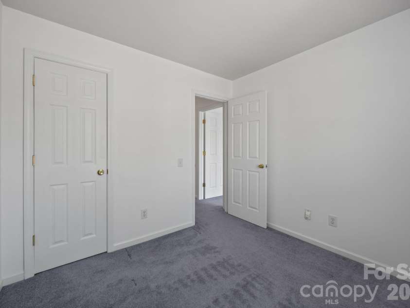 3228 Mannington Drive, Charlotte, NC 28270.  MLS# CAR4363224, YatesRealty ID 11652. 