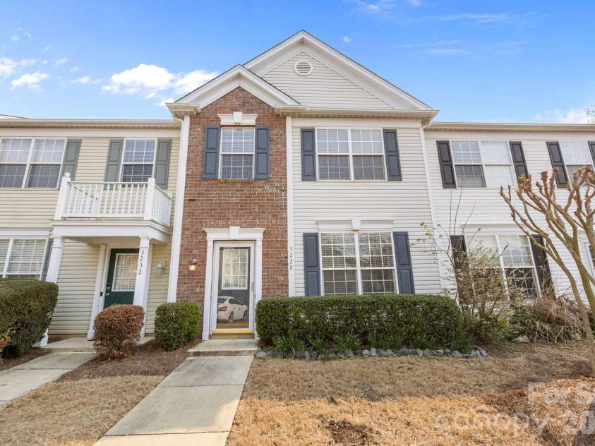 3228 Mannington Drive, Charlotte, NC 28270.  MLS# CAR4363224, YatesRealty ID 11652. 