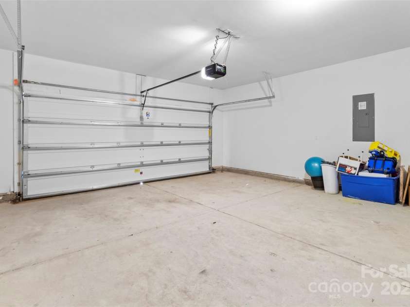 5007 Grand Champion Court, Iron Station, NC 28080.  MLS# CAR4304374, YatesRealty ID 11653. 