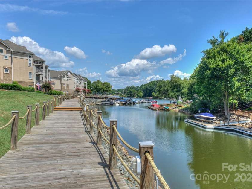 107 Pier 33 Drive, Mooresville, NC 28117.  MLS# CAR4226749, YatesRealty ID 11654. 