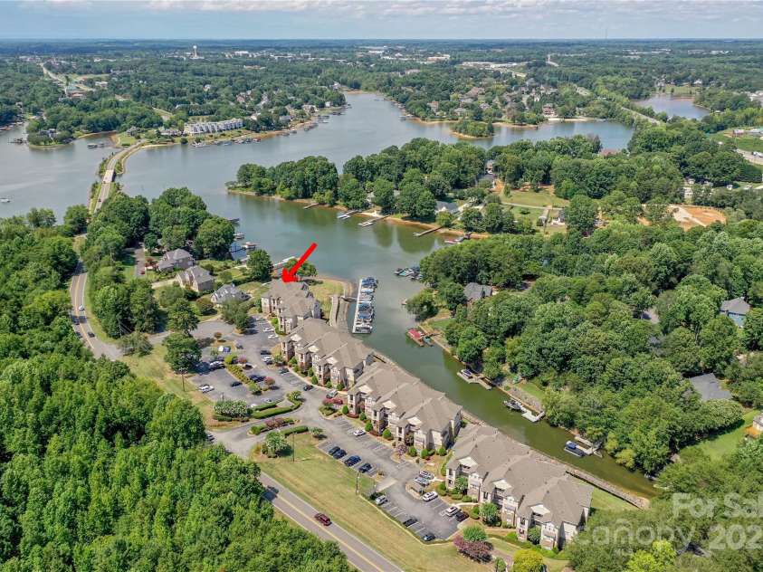 107 Pier 33 Drive, Mooresville, NC 28117.  MLS# CAR4226749, YatesRealty ID 11654. 