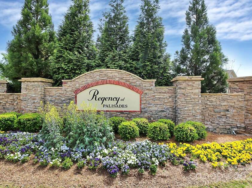 14920 High Bluff Court, Charlotte, NC 28278.  MLS# CAR4305018, YatesRealty ID 11655. 