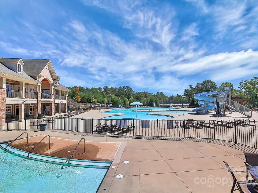 14920 High Bluff Court, Charlotte, NC 28278.  MLS# CAR4305018, YatesRealty ID 11655. 