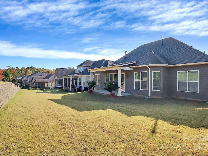 14920 High Bluff Court, Charlotte, NC 28278.  MLS# CAR4305018, YatesRealty ID 11655. 