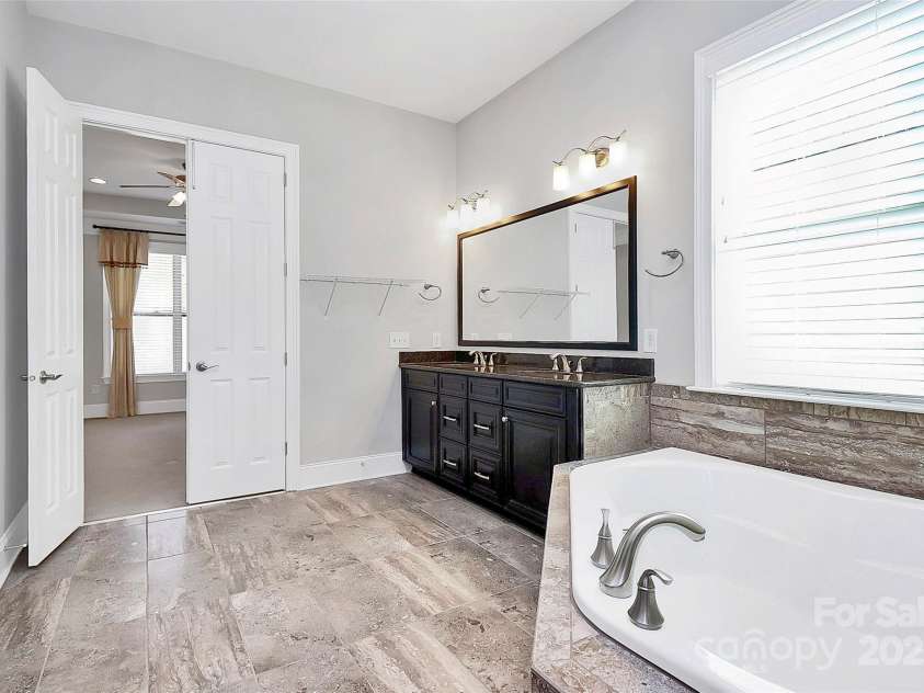 14920 High Bluff Court, Charlotte, NC 28278.  MLS# CAR4305018, YatesRealty ID 11655. 