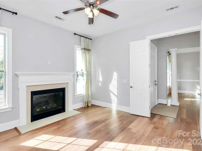 14920 High Bluff Court, Charlotte, NC 28278.  MLS# CAR4305018, YatesRealty ID 11655. 