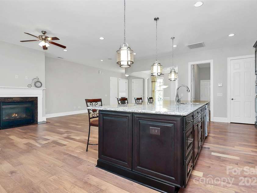 14920 High Bluff Court, Charlotte, NC 28278.  MLS# CAR4305018, YatesRealty ID 11655. 