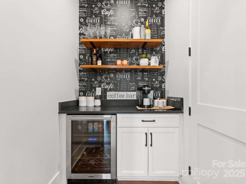 7322 Bay Ridge Drive, Denver, NC 28037.  MLS# CAR4238271, YatesRealty ID 11656. 