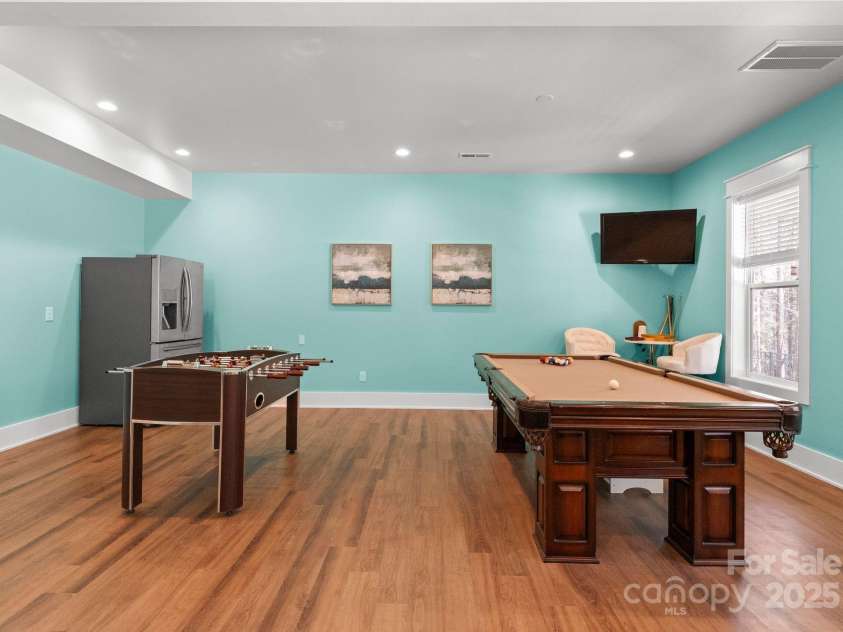 7322 Bay Ridge Drive, Denver, NC 28037.  MLS# CAR4238271, YatesRealty ID 11656. 