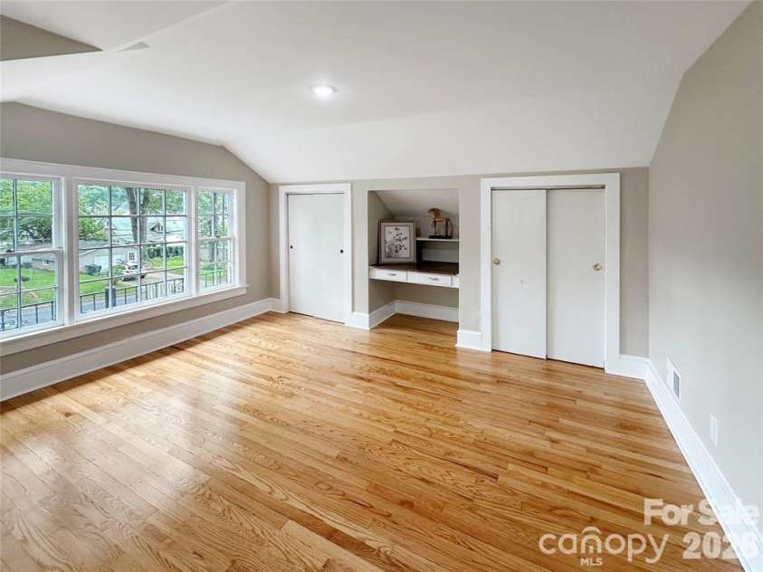 317 8th Street, Hickory, NC 28601.  MLS# CAR4361363, YatesRealty ID 11658. Upper level room 2