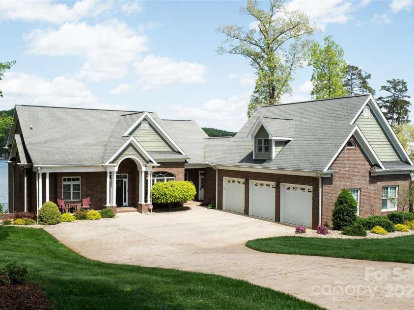 447 Shagbark Court, Mount Gilead, NC 27306.  MLS# CAR4244674, YatesRealty ID 11658. 