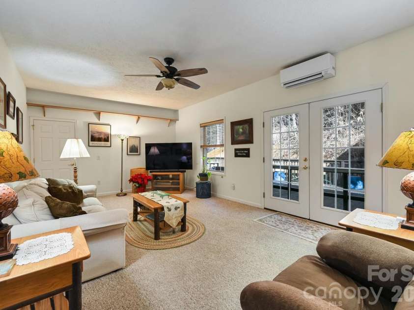 2 Ruffed Grouse Drive, Weaverville, NC 28787.  MLS# CAR4330226, YatesRealty ID 11659. 