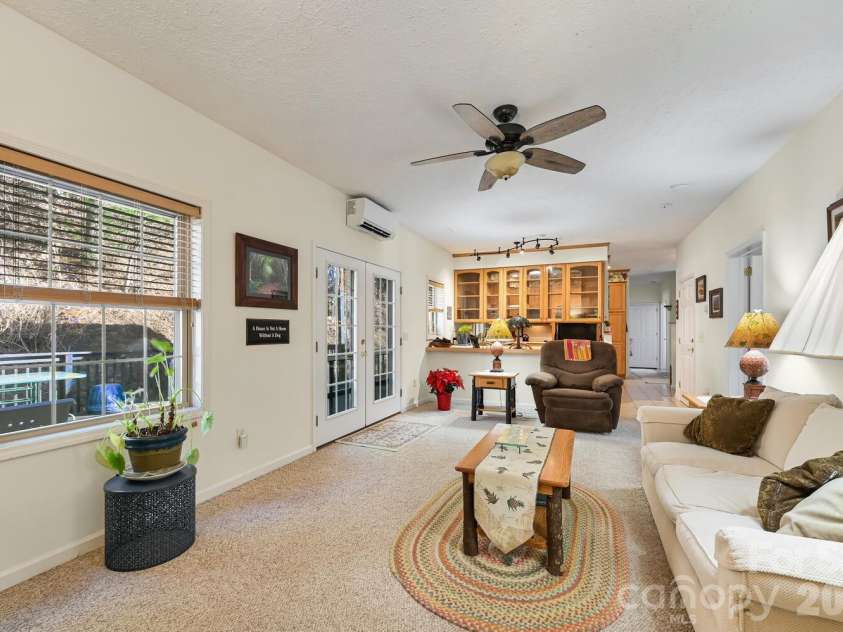 2 Ruffed Grouse Drive, Weaverville, NC 28787.  MLS# CAR4330226, YatesRealty ID 11659. 