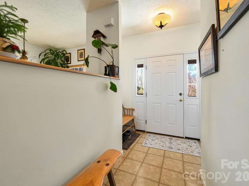 2 Ruffed Grouse Drive, Weaverville, NC 28787.  MLS# CAR4330226, YatesRealty ID 11659. Front hall
