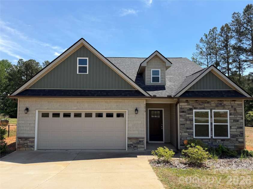 1473 Pleasant School Road, Gaffney, SC 29341.  MLS# CAR4341316, YatesRealty ID 1166. 