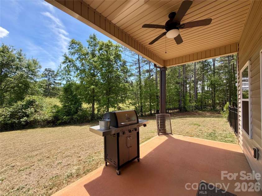 1473 Pleasant School Road, Gaffney, SC 29341.  MLS# CAR4341316, YatesRealty ID 1166. 