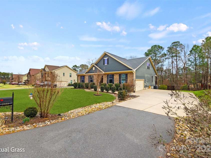 2322 Morrison Road, York, SC 29745.  MLS# CAR4249518, YatesRealty ID 11660. 