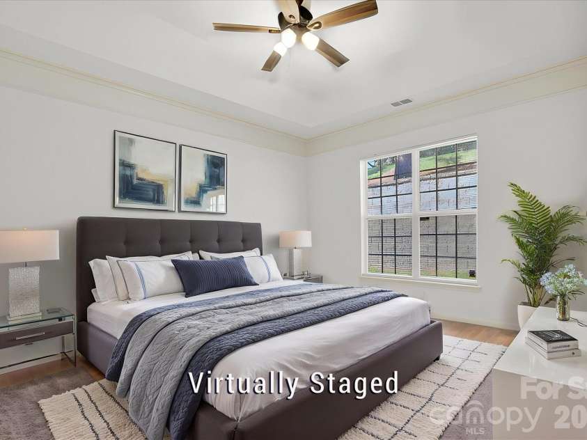 4492 Antelope Lane, Charlotte, NC 28269.  MLS# CAR4358103, YatesRealty ID 11660. VIRTUALLY STAGED PRIMARY BEDROOM!!!