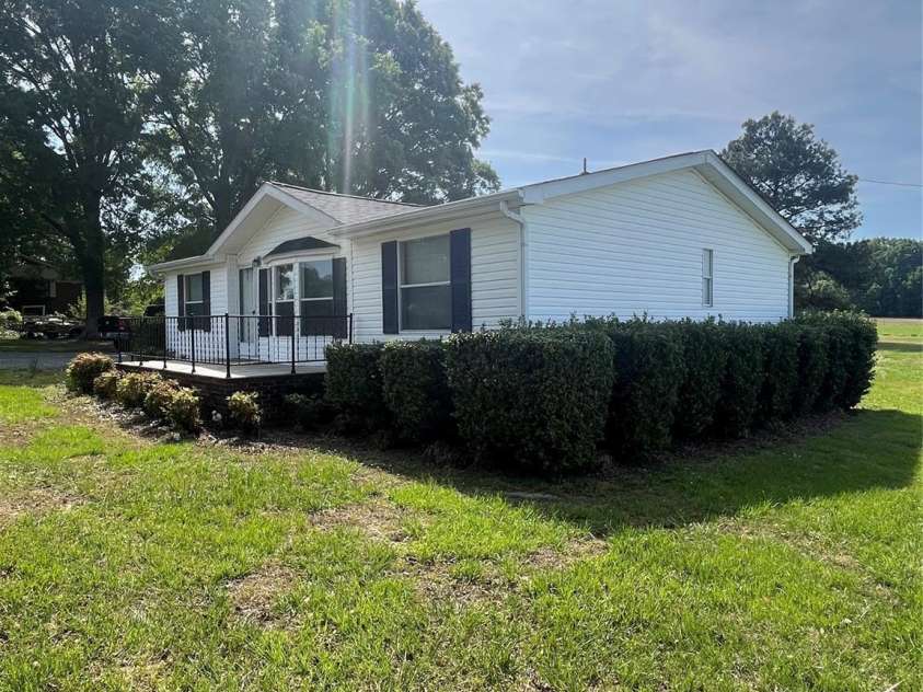 28616 Canton Road, Albemarle, NC 28001.  MLS# CAR4369843, YatesRealty ID 11661. 