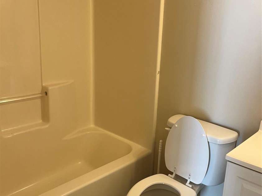 314 Tylers Way, Fort Mill, SC 29715.  MLS# CAR4344754, YatesRealty ID 11661. Large primary ensuite bathroom