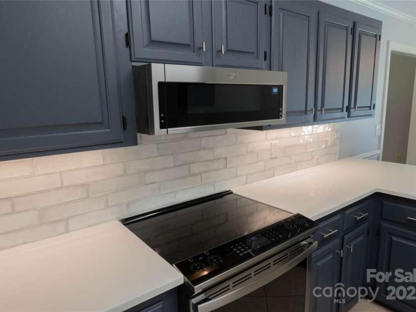 432 Partridge Place, York, SC 29745.  MLS# CAR4250327, YatesRealty ID 11661. 