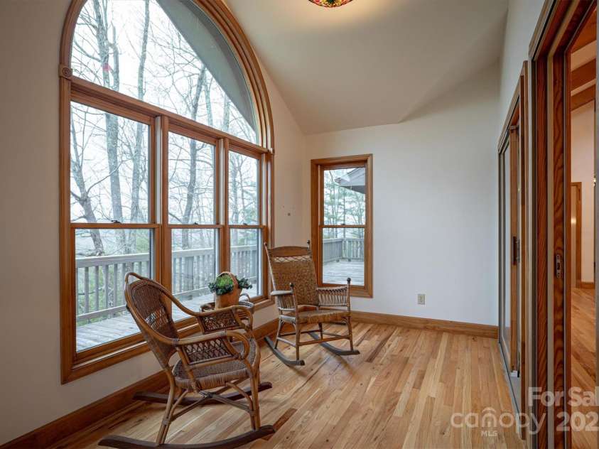 1521 Old Jonas Ridge Road, Newland, NC 28657.  MLS# CAR4253918, YatesRealty ID 11663. 